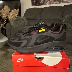 New Nike air max shoes